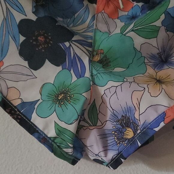 O'Neill Hyperfreak Floral Swim Shorts - Picture 3 of 4